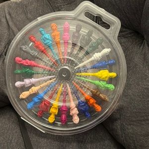 Disney Parks Frozen Crayons 24 Pack